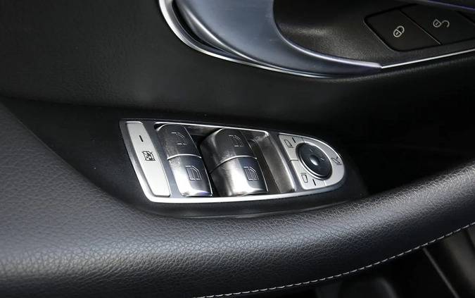 Mercedes-Benz Klasa E cena 168508 przebieg: 89369, rok produkcji 2020 z Środa Wielkopolska małe 352